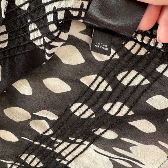 Ted Baker 100% Silk Black and White Blouse - Picture 6 of 9